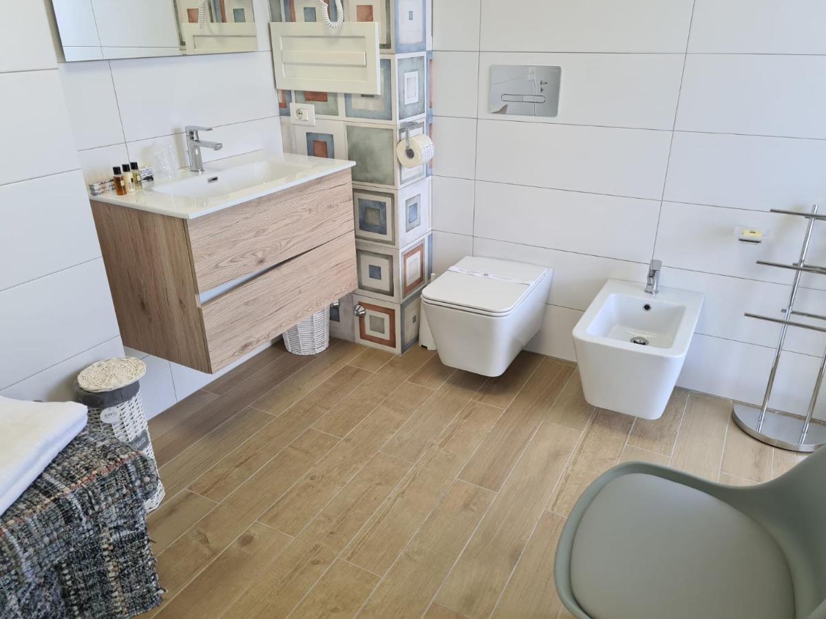 ונוסה Le Dimore Del Gufo B&B And Apartments Suite מראה חיצוני תמונה
